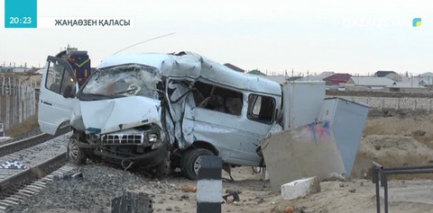 Жаңаөзенде жол апатынан 9 адам көз жұмды