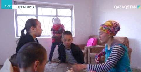 «Арал балалары» қоғамдық қоры қиын жағдайға тап болған отбасыларға көмек көрсетуде
