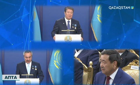Елбасы үш азаматты «Еңбек ері» орденімен марапаттады