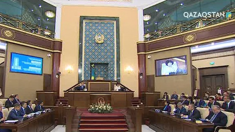 Мәжіліс төрағасы Нұрлан Нығматулин төменгі палата депутаттарының атқарған жұмыстарын қорытындылады