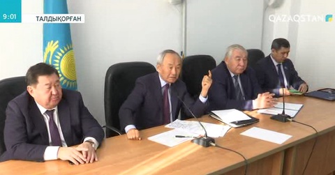 Серік Үмбетов қала қарттарымен келелі кездесу өткізді