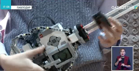 Павлодардағы оқушылар сарайында екі күн бойы құлтемірлер көрмесі өтеді