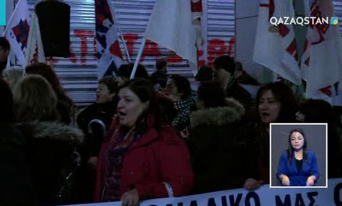 Афиныда ереуілге байланысты пойыздар мен кемелер тоқтады