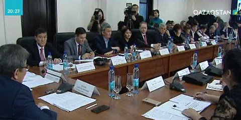Енді оқуды жаңа бітірген жастар жұмысқа кіру үшін сертификациядан өтулері қажет