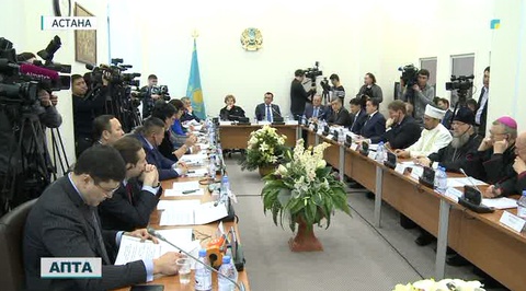 Елімізде соңғы жылдары дінге қатысты мәселелер өзекті болып тұр