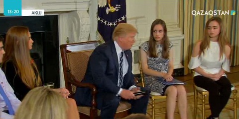 Дональд Трамп мұғалімдерді қаруландырғысы келеді