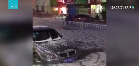 Қытайдың Гуйян қаласында сұрапыл дауыл соқты