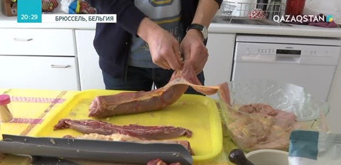 Қазақстандық азамат Бельгияда еуропалықтарды қазымен қамтамасыз етуде