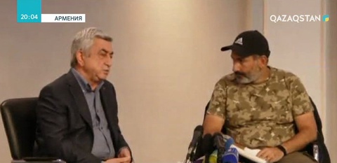 Арменияда кейбір әскерилер оппозиция жағына шықты