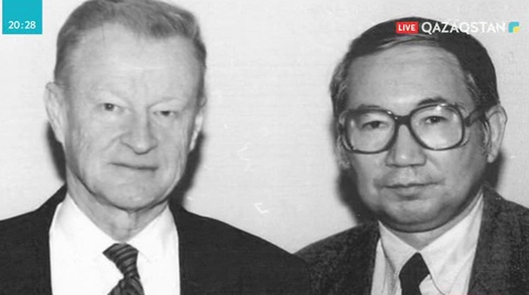 Білікті зерттеуші Өмірсерік Қасенов туралы кітап басылып шықты