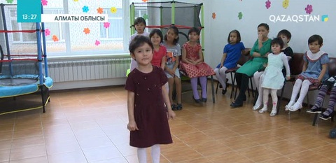 20 жылда 800 баланы бауырына басқан ана