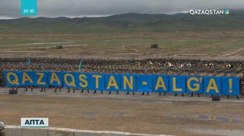 Отан қорғаушылар күнінде Отарда жауынгерлік шеру өтеді