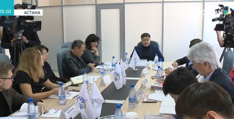 Тимур Сүлейменов Астана экономикалық  форумы алдында отандық  экономист-сарапшылармен кездесті
