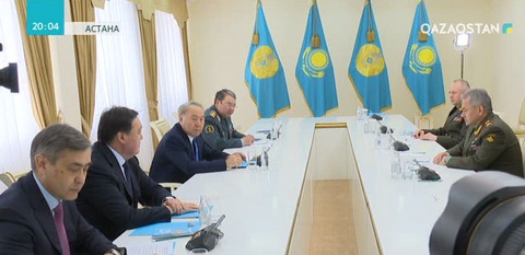 Нұрсұлтан Назарбаев РФ Қорғаныс министрімен кездесті