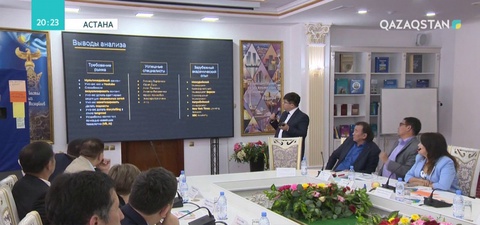 Журналистика факультетінің үздік студенттерін іріктейтін сайыс өткізіп, жеңімпаздарға жұмыс ұсыну керек – Д.Абаев