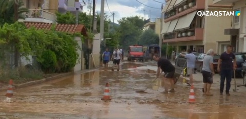 Грекияның Магула қалашығын батпақ басты