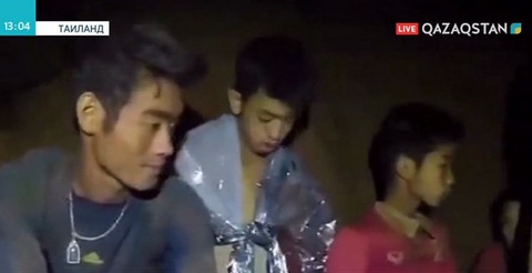 Таиландта үңгірден 4 бала шығарылды