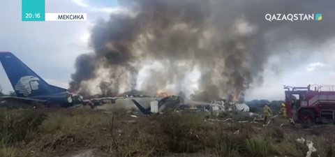 Мексикада құлаған ұшақ жолаушылары аман қалды