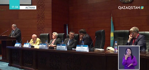 Астанада Конституция күніне арналған конференция өтті