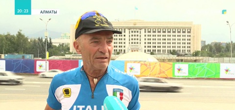 Елімізге дүниежүзін велосипедпен шарлап жүрген италиялық жиһанкез Дарио Пиасини келді