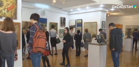 Павлодарда «Ақ тілекпен, Астана» көрмесі өтуде