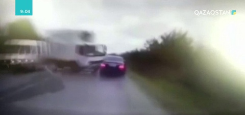 Президент кортежі апатқа ұшырады