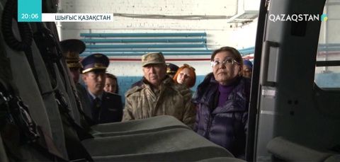 Депутаттар Семейдегі әскери бөлімдерді аралады
