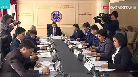 Жыл соңына дейін кәсіпкерлерге әкімшілік кедергілерді азайтатын заң жобасы қабылданады