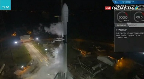 «Space X» Айға ұшатын туристпен келісім жасады