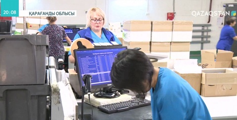 Қарағанды облысындағы кәсіпорындар жұмысшылардың жалақысын көтере бастады