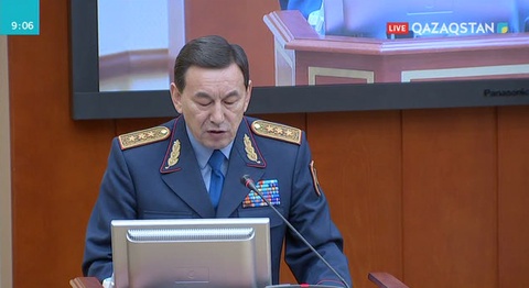 Мәжілісте есірткіге қарсы күрес туралы заң қаралды