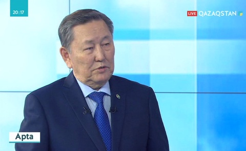 Мемлекет және қоғам қайраткері Әділ Ахметов «Apta» студиясында қонақта