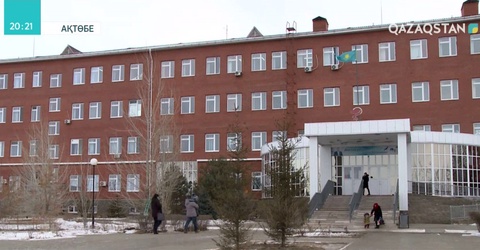 Ақтөбедегі дарынды балаларға арналған мектеп-интернаттың оқушылары төбелесіп, бір оқушы пышаққа түсті