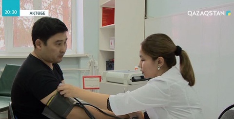 Ақтөбелік дәрігерлер бір сағатта 4270 тұрғынның артериялық қысымын өлшеп рекордтар кітабына енді