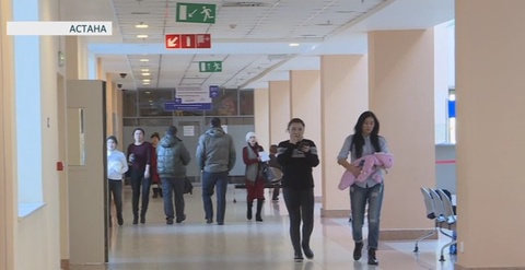Астанаға баласын емдетуге әкелген тараздық келіншек сау сәбиді мүгедек етті деп дәрігерлерді кінәлап отыр