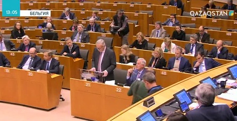 Еуропа парламенті Хуан Гуайдоны Венесуэланың уақытша басшысы деп мойындады