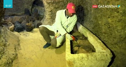 Мысырда 50 мумия жерленген ежелгі мола табылды