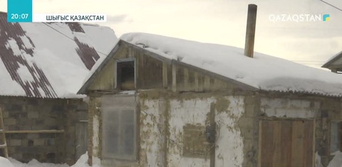 Өскеменде Төтенше жағдай қызметкерлері саяжайдағы көпбалалы отбасыларға көмек көрсетуде