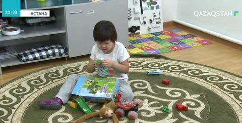 Аутизм дертімен ауыратын балаларға көмек қажет