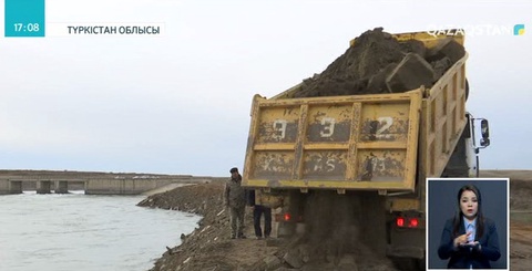 Түркістан облысындағы «Көксарай» су реттегішіне тартылған каналдың арнасын су шайып кетті