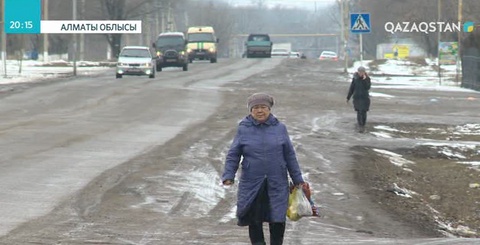 Автобан Екпінді ауылының жұртын азапқа салды