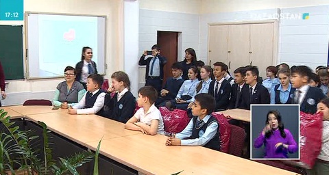 Астанадағы №15 мектеп-лицейінде қайырымдылық акциясы ұйымдастырылды