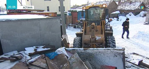 Астанада көшедегі қоқыс жәшіктерін металл қабылдау орындарына өткізгендер ұсталды