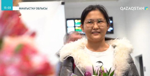 Дарынды шахматшы Бибісара Асаубаева елге оралды