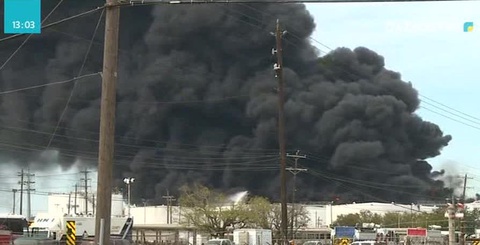 Терминалдағы өрт екі күнге созылады