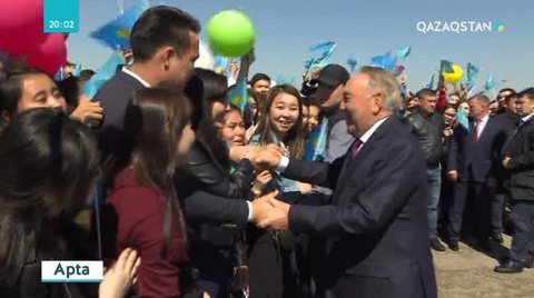 Елбасы Нұрсұлтан Назарбаев Алматы жастарымен кездесті