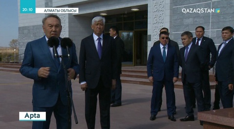 Қазақстанның Тұңғыш Президенті осы аптада туған мекеніне сапарлап, жерлестерімен жүздесті