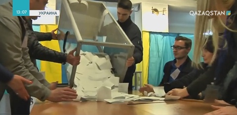 Украинадағы президент сайлауында Зеленский алда келеді