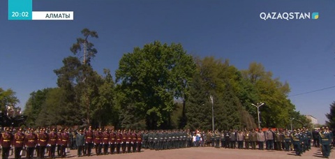 Алматылық 50 жігіт әскерге аттанды