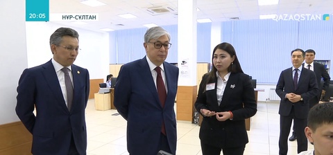 Президент Қасым-Жомарт Тоқаев Iкөмек орталығында болды
